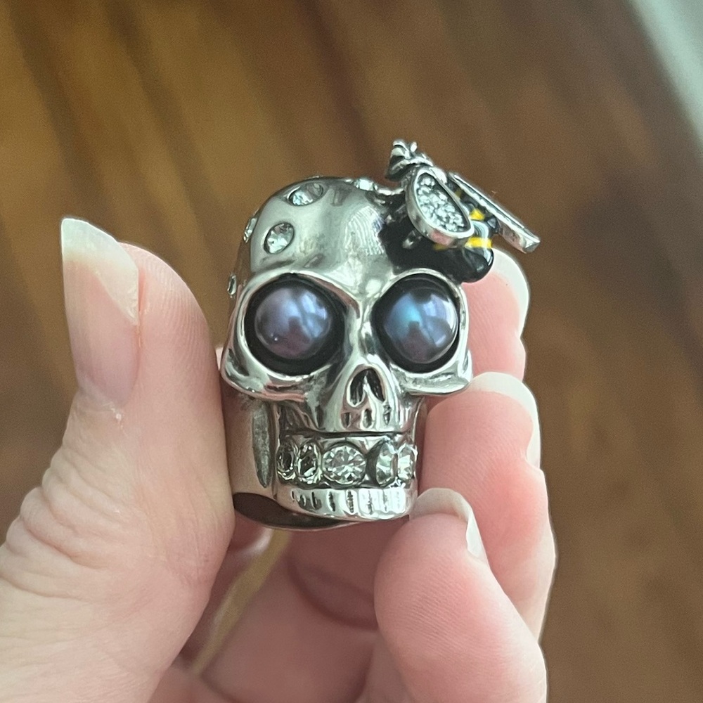 Alexander McQueen Skull Ring - Picture 3 of 16